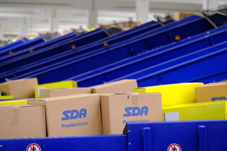 Se la spedizione è in ritardo Poste Italiane deve rimborsarti
