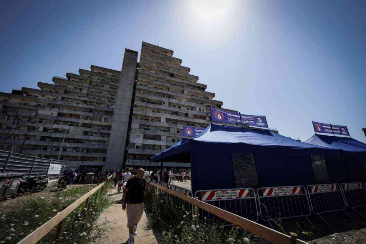 vele scampia crollo campus