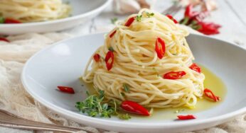 Da quando uso questa ricetta gli spaghetti aglio e olio mi vengono cremosissimi: la consiglio a tutti