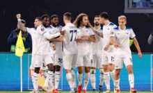 La Lazio esulta per un gol nella sfida di Europa League contro la Real Sociedad
